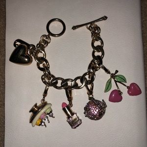 JUICY COUTURE - charm bracelet with 5 charms